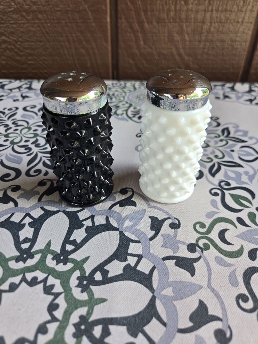 Fenton Set of Black and White Hobnail Salt & Pepper Shakers - Vintage Spiky